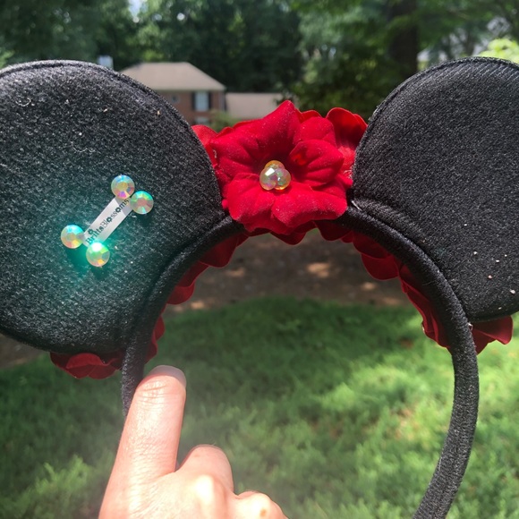 Handmade Disney Mickey Mouse Ears - Picture 3 of 5